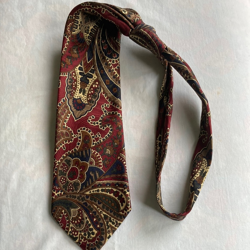STEWART & CHASE 100% silk handmade in Italy by Pendleton $9